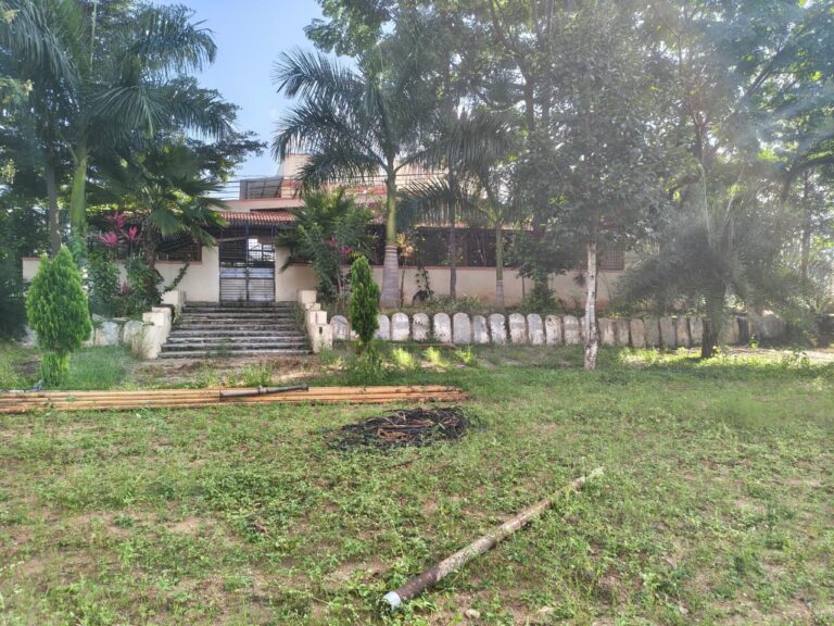 WhatsApp Image 2025-11-01 at 5.20.08 PM (1)